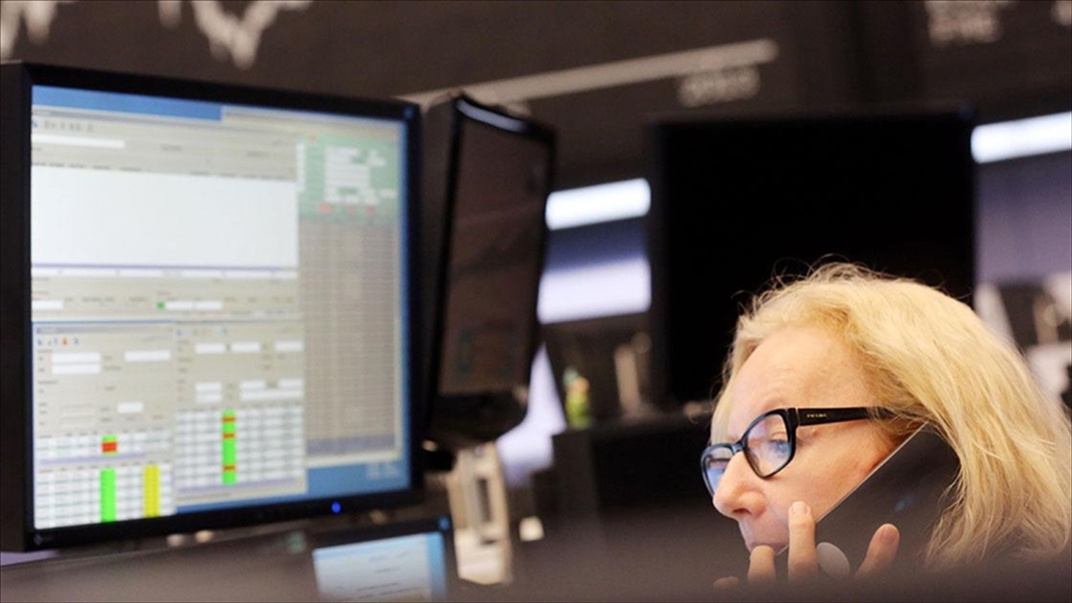 Avrupa Borsaları Düşüşle Kapandı