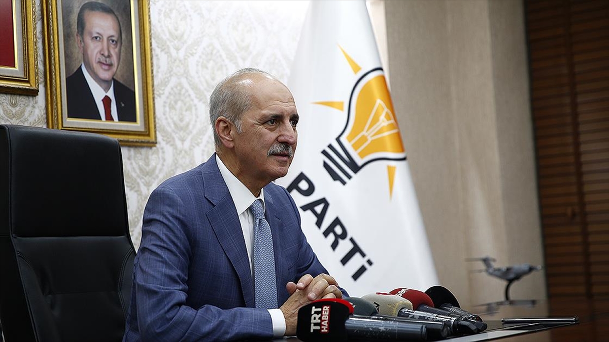 Kurtulmuş: Biz Sosyal Medyanın İyi Ve İnsani Bir Şekilde Kullanılmasından Yanayız