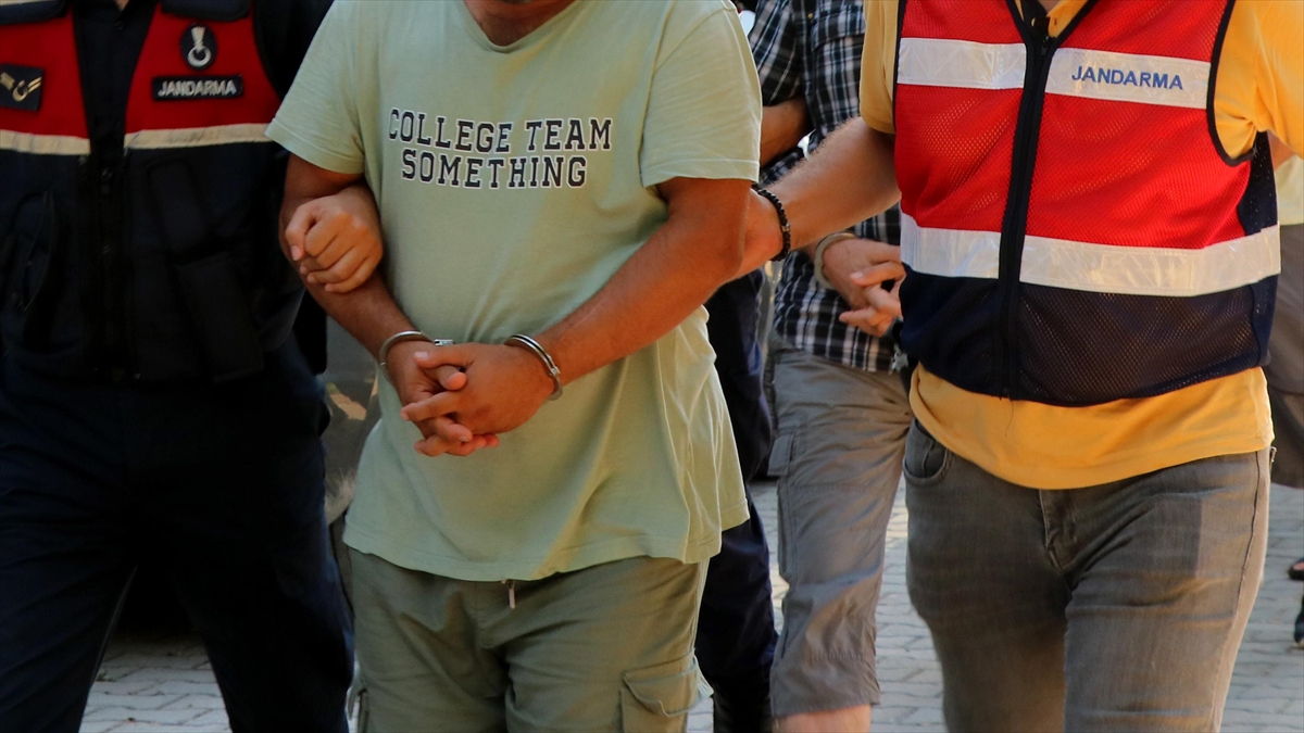 Yunanistan'a Kaçmaya Çalışan 22 Terör Örgütü Üyesi Yakalandı