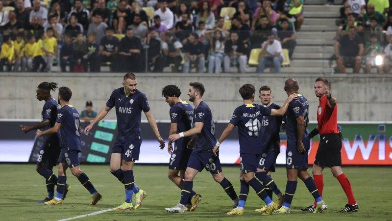 Fenerbahçe Larnaca deplasmanında kazandı!