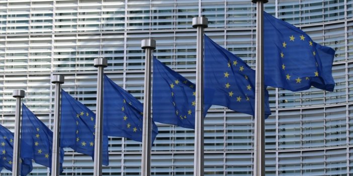 Avrupa Adalet Divanı İşverenlerin "dini Simgeleri" Yasaklayabileceğine Hükmetti