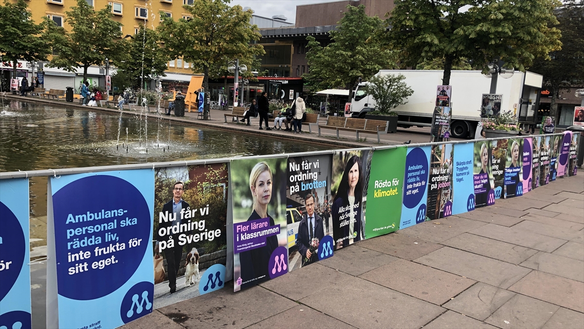 İsveç'te Ilımlı Muhafazakar Parti Hükümeti Kurmak İçin Anlaştı