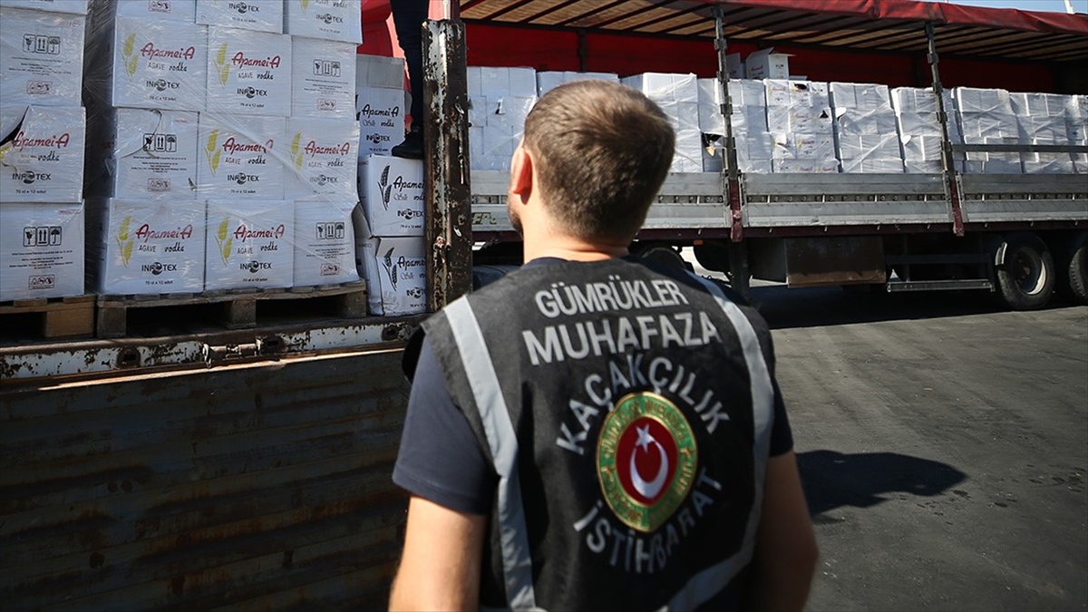 Gümrük Muhafaza Ekipleri 9 Ayda 9,1 Milyar Liralık Kaçak Eşyaya 'dur' Dedi