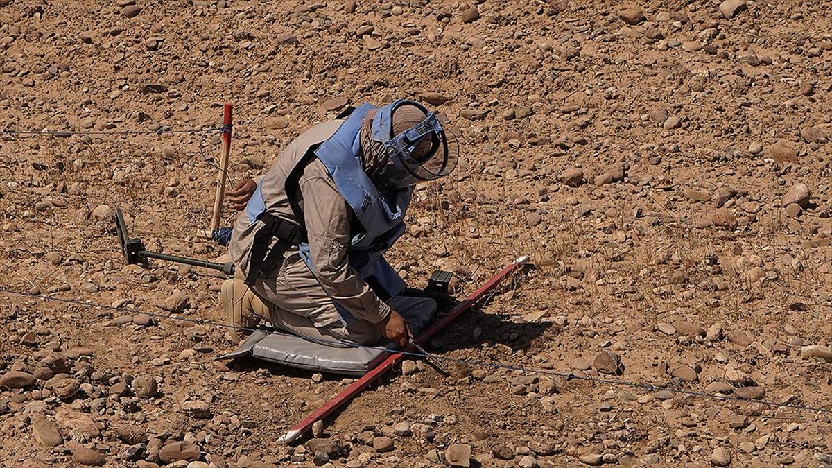 Irak'ta, "Deaş'ın Mayınları" Binlerce Kişinin Köyüne Dönüşüne Engel Oluyor
