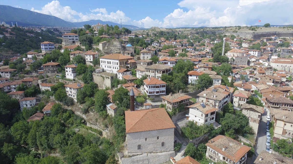 Fransız Turistlerin Safranbolu'ya Getirilmesi İçin "Tur" Çalışması Yürütülüyor