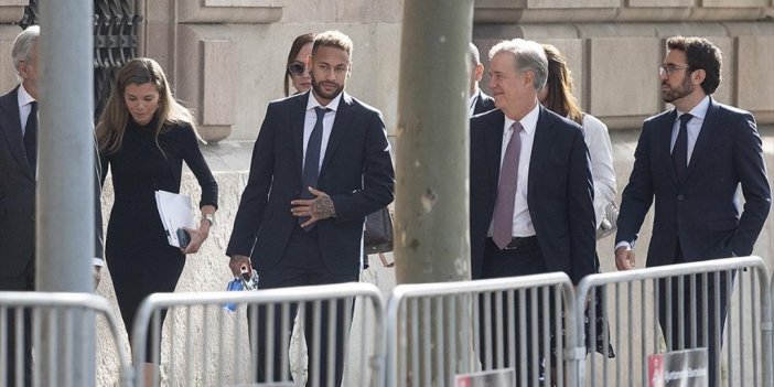 Barcelona'ya Transferiyle İlgili Hapis Cezası İstenen Neymar, Mahkemede İfade Verdi