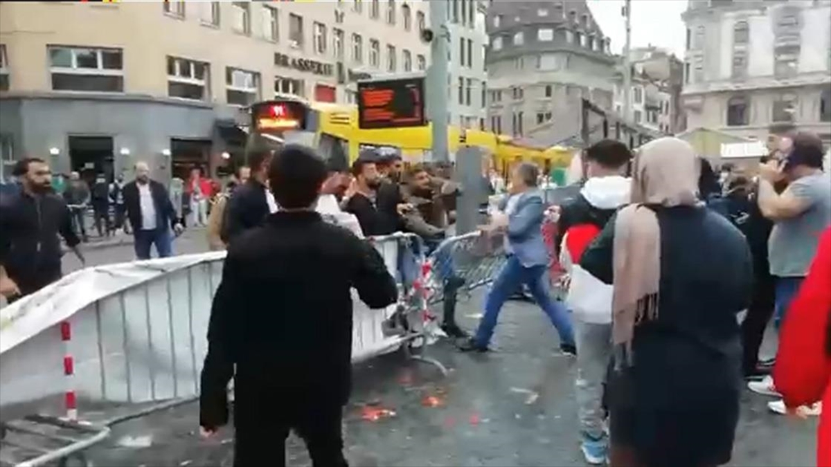 İsviçre'de Türk Festivaline Saldıran 17 Pkk Yanlısı Hakkında Soruşturma Başlatıldı