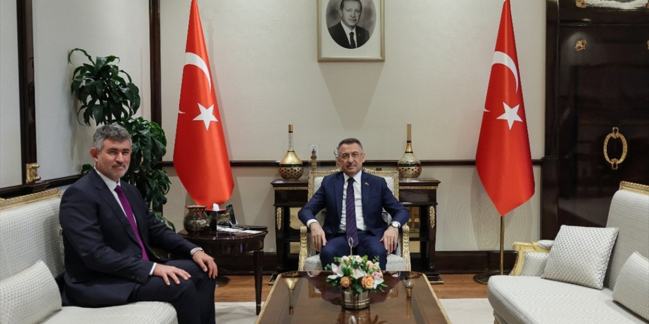 Cumhurbaşkanı Yardımcısı Oktay, Türkiye'nin Lefkoşa Büyükelçisi Feyzioğlu'nu Kabul Etti