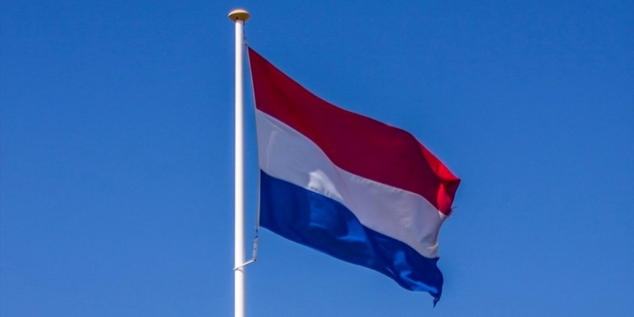 Hollanda’da Danıştay, İslami Okul Vakfı Yöneticilerini İhraç Etme Talimatını Haksız Buldu