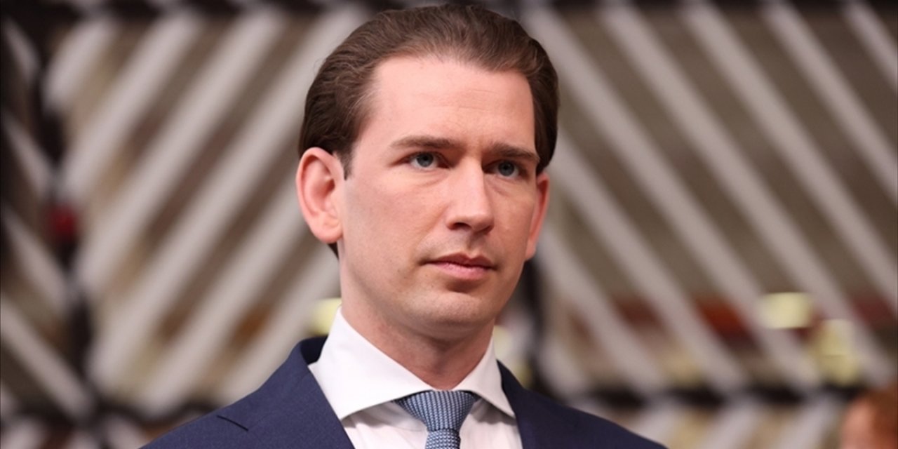 Eski Avusturya Başbakanı Kurz'a "Ağır Yolsuzluk" Suçlamaları Yöneltildi
