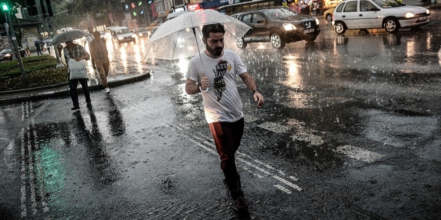 Serin Ve Yağışlı Hava Geliyor