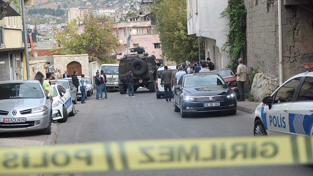 Kahramanmaraş'ta Gasp İhbarıyla Gittikleri Evde Silahlı Saldırıya Uğrayan 3 Polis Yaralandı