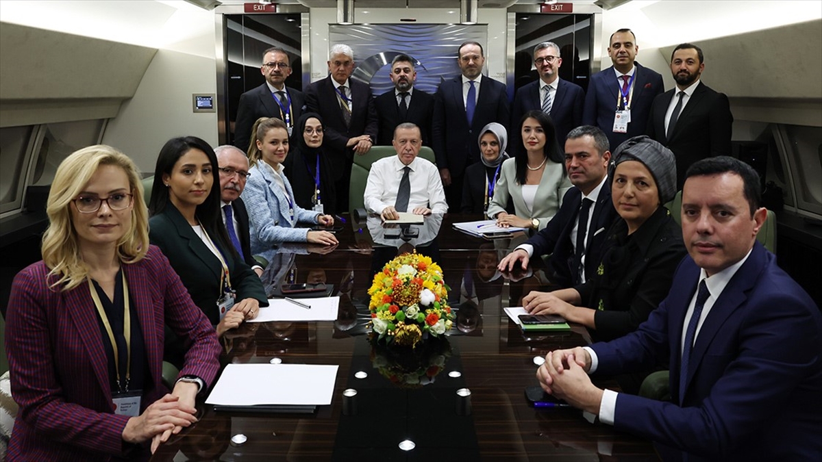 Cumhurbaşkanı Erdoğan: Başörtüsüne İlişkin Anayasa Değişikliğini Kısa Zamanda Kamuoyuna Sunacağız