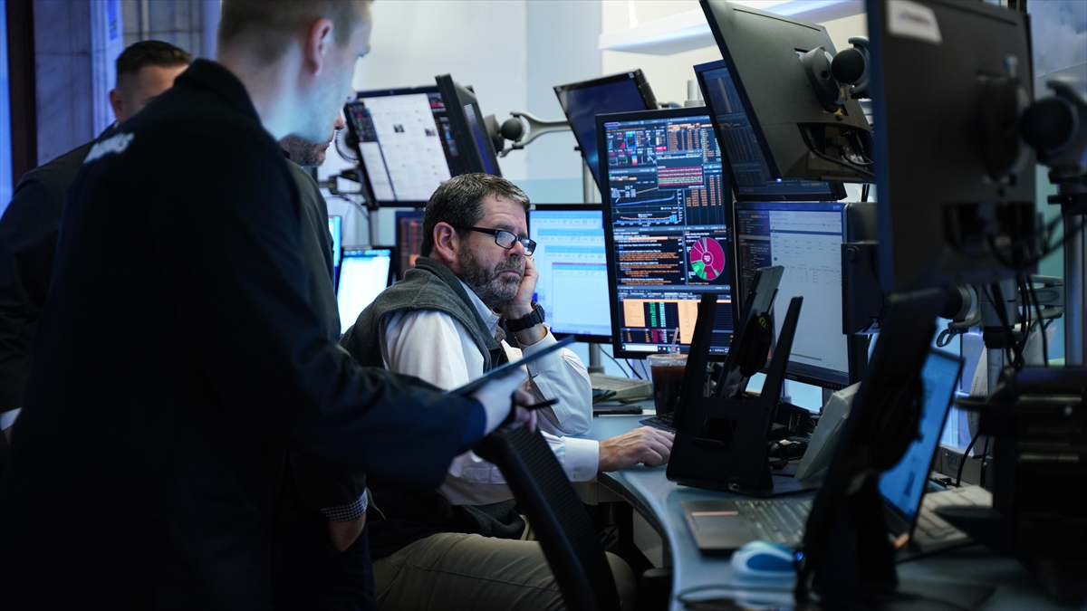 Küresel Piyasalarda Gözler Merkez Bankalarına Çevrildi