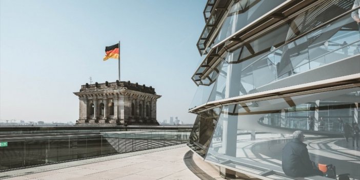 Enerji Maliyetleri Alman Ekonomisindeki Gerilemeyi Derinleştiriyor