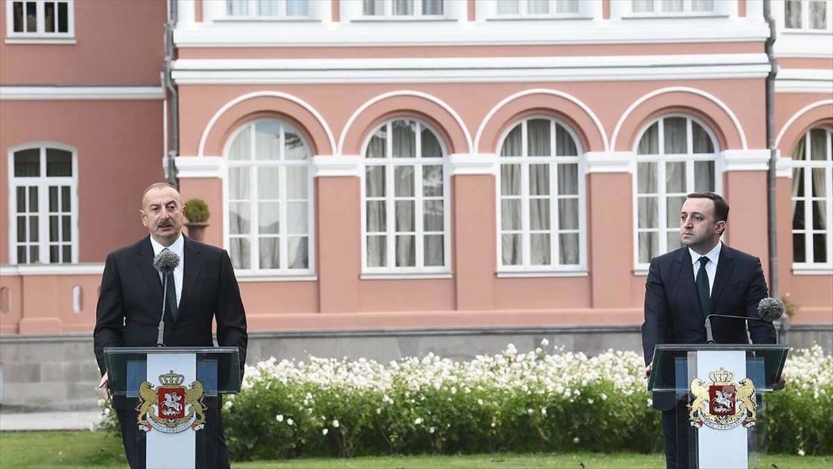 Aliyev'den, 'gürcistan, Azerbaycan Ve Ermenistan'ın Üçlü İstişare Formatı' Açıklaması