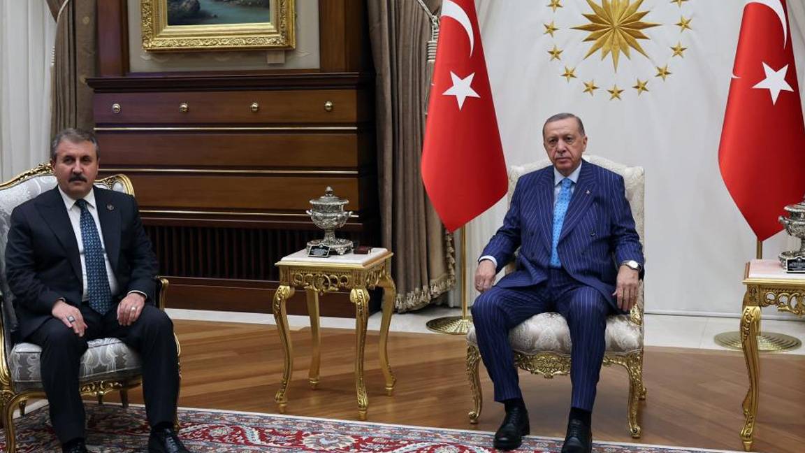 Cumhurbaşkanı Erdoğan, BBP lideri Destici ile bir araya geldi