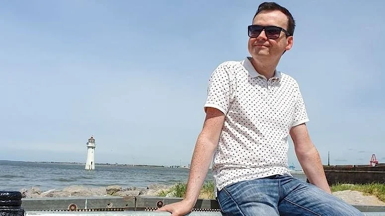 Bankacı, ölen müşterilerinin hesaplarından para çaldı