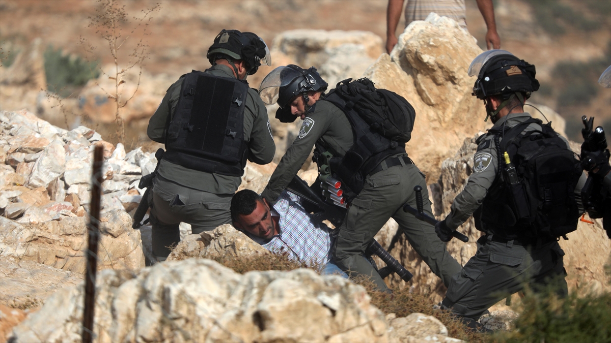 Filistin Yönetimi, Batı Şeria'da Şiddetin Artmasından İsrail'i Sorumlu Tuttu