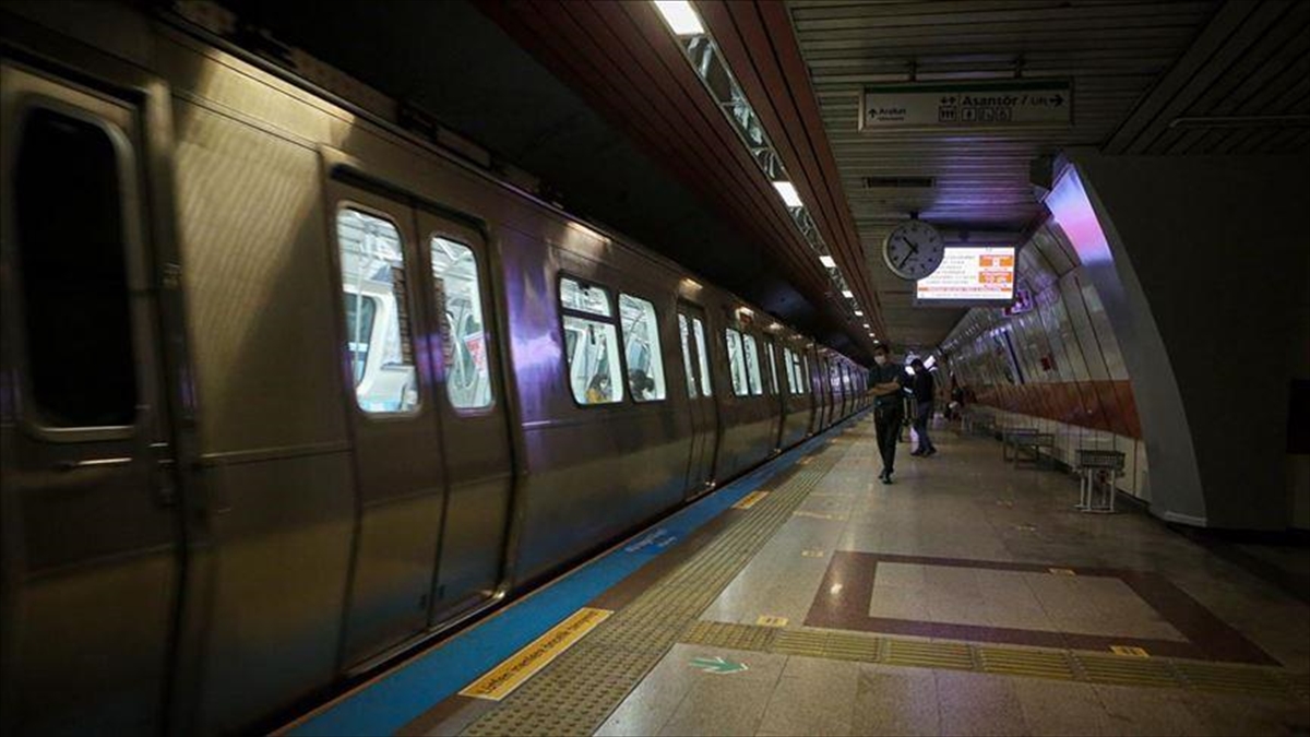 Metro Seferleri Saat 23.00 İtibarıyla Taksim İstasyonundan Aktarmalı Yapılacak