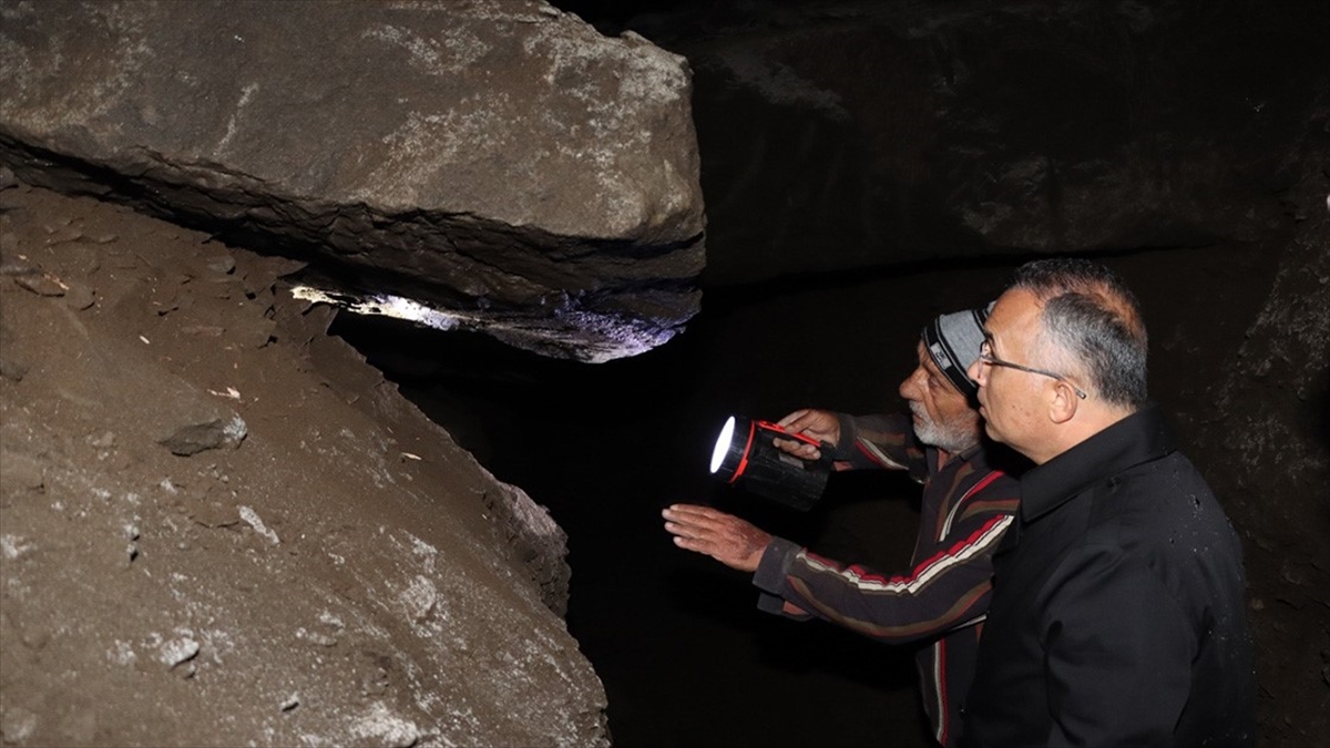 Rize'de Yöresel Pileki Taşından Kaplar Üretecek Yeni Ustalar Yetiştiriliyor