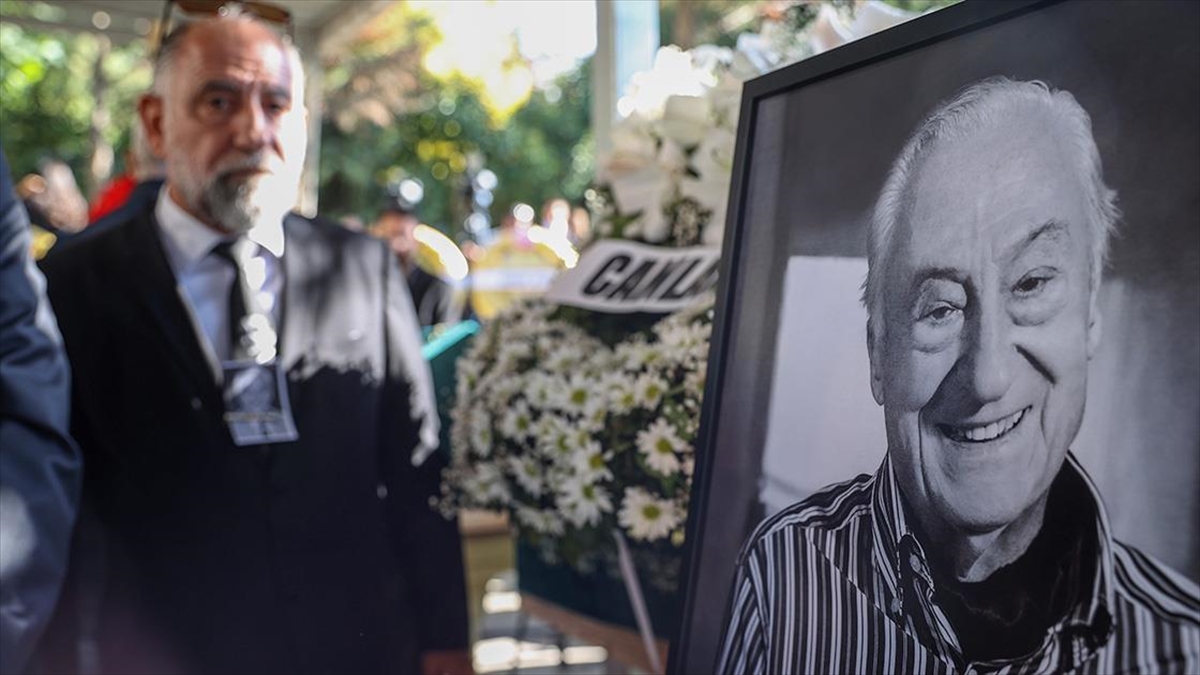 Halit Kıvanç Son Yolculuğuna Uğurlandı