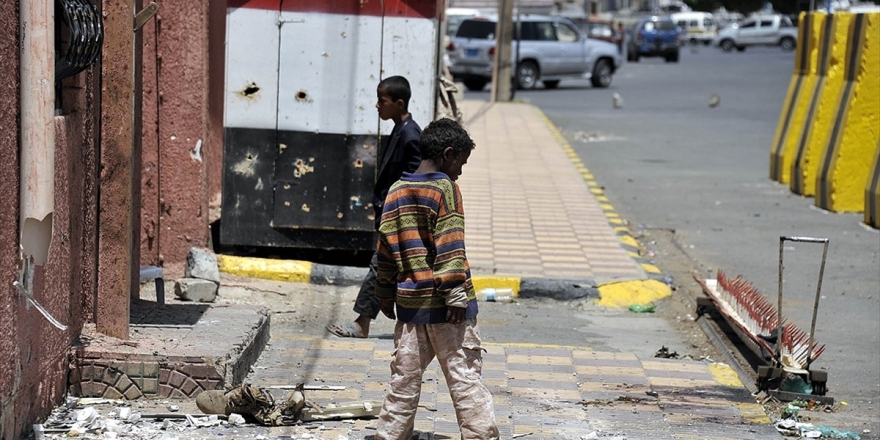 Yemen'de Çatışmalar 7 Bin 500 Çocuğun Ölümüne Yol Açtı