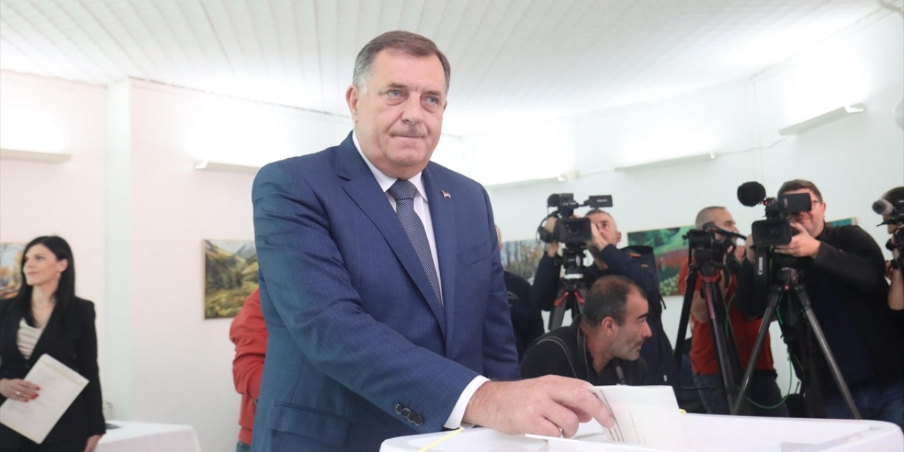Bosnalı Sırp Lider Dodik'in "sırp Cumhuriyeti Başkanlığı" Onaylandı