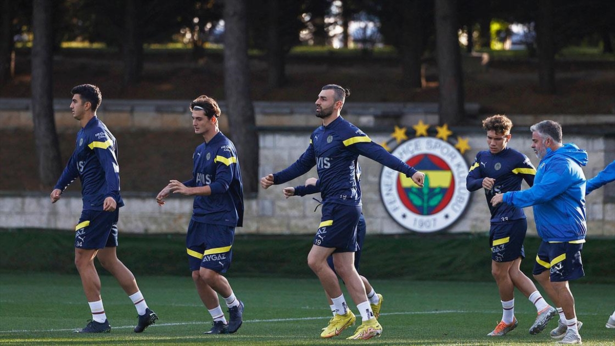Fenerbahçe'de İstanbulspor Maçı Hazırlıkları Başladı