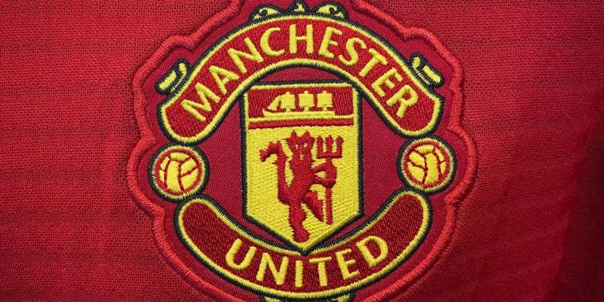 Manchester United'dan Savunmaya Takviye