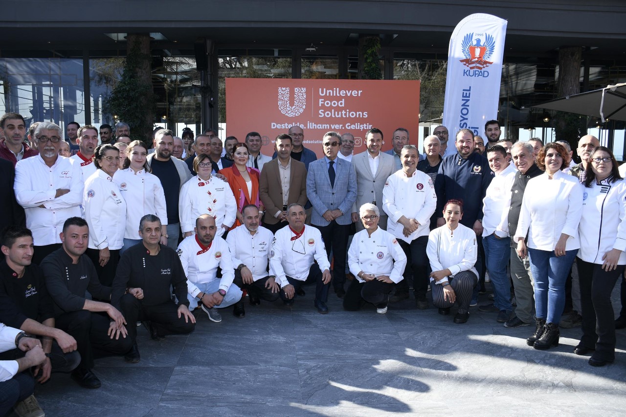 BAŞKAN ÖMER GÜNEL: ‘KUŞADASI TURİZMİNDE DEĞİŞİM ZAMANI’