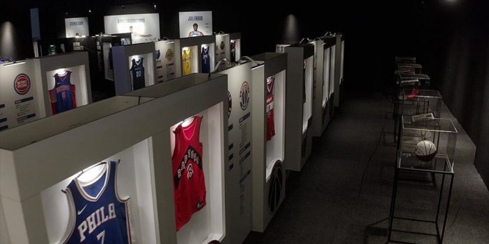 Nba'in Renkli Dünyasının Keşfedileceği "the Nba Exhibition" Sergisi İstanbul'da Açıldı