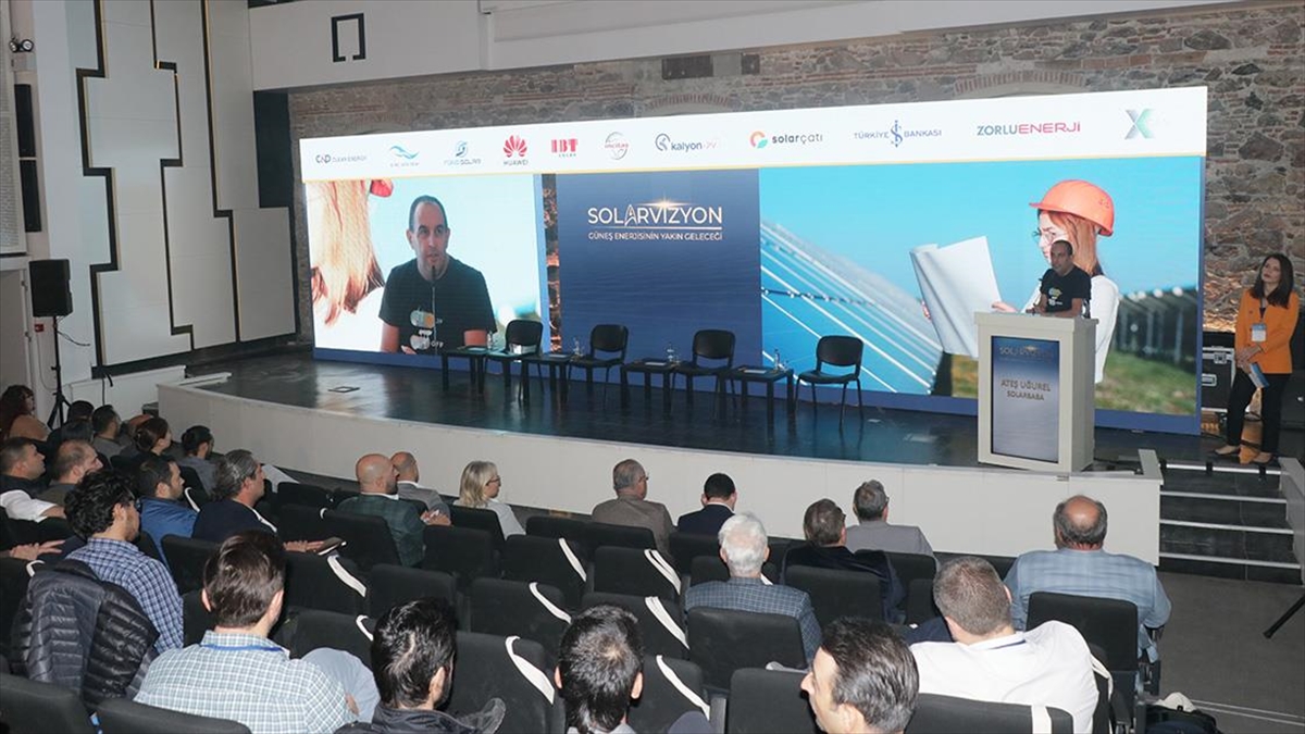 Güneş Paneli Fiyatlarında Gelecek Yıldan İtibaren Düşüş Bekleniyor