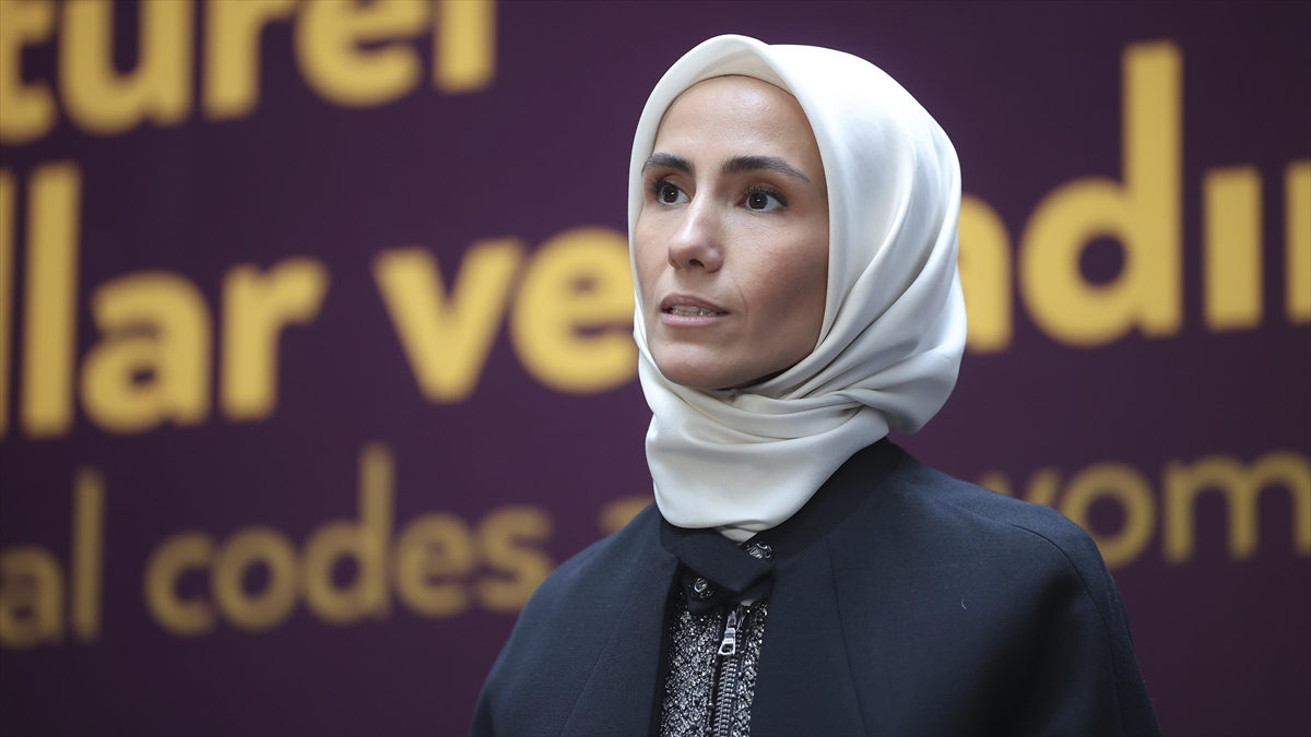 Kadem Vakfı Mütevelli Heyeti Başkanı Bayraktar: Modern Dünyanın Kadınlar Üzerinde Bir Baskısından Da Söz Ediyoruz