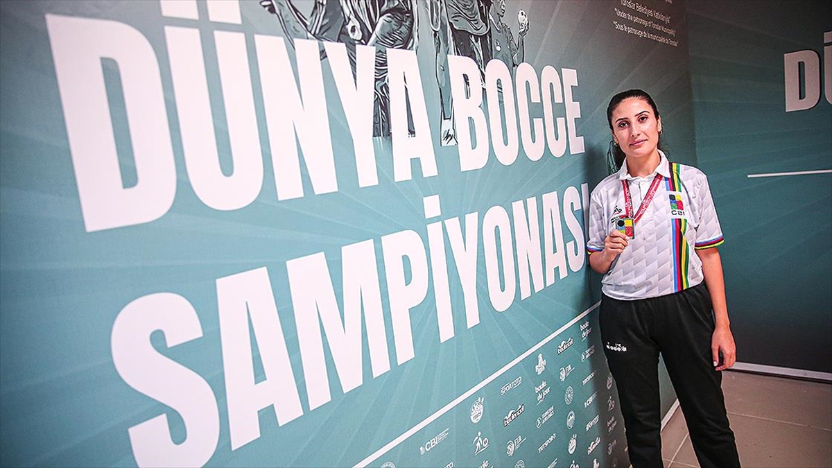 Dünya Şampiyonu Eda Sayak, Çocukluk Hayalini Gerçekleştirip Tarih Yazdı