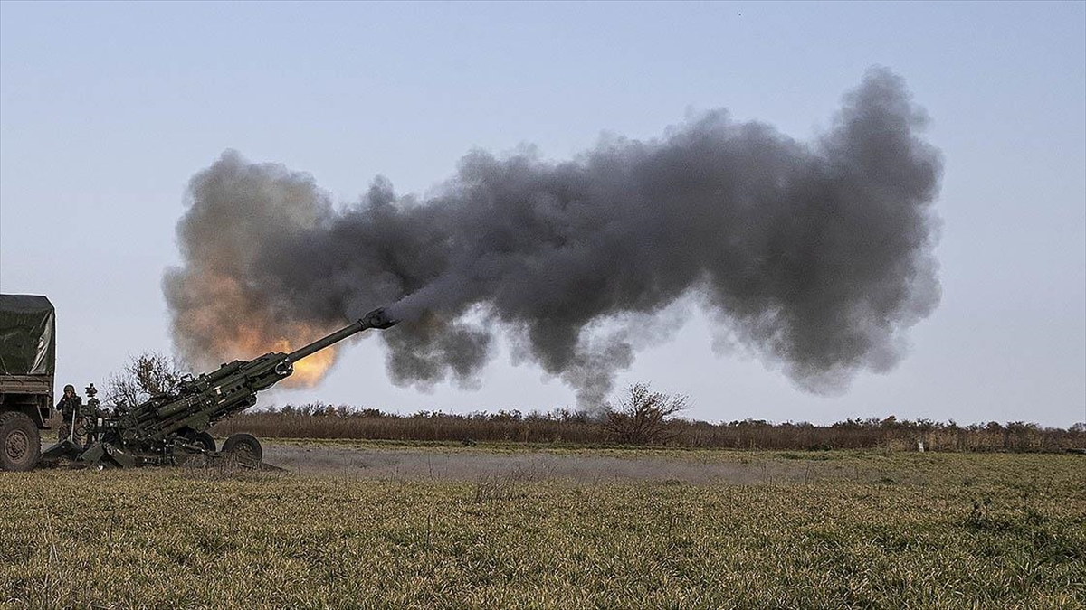 Herson Cephesinde Konuşlu Topçu Birlikleri, Ukrayna Ordusuna Yoğun Ateş Desteği Sağlıyor
