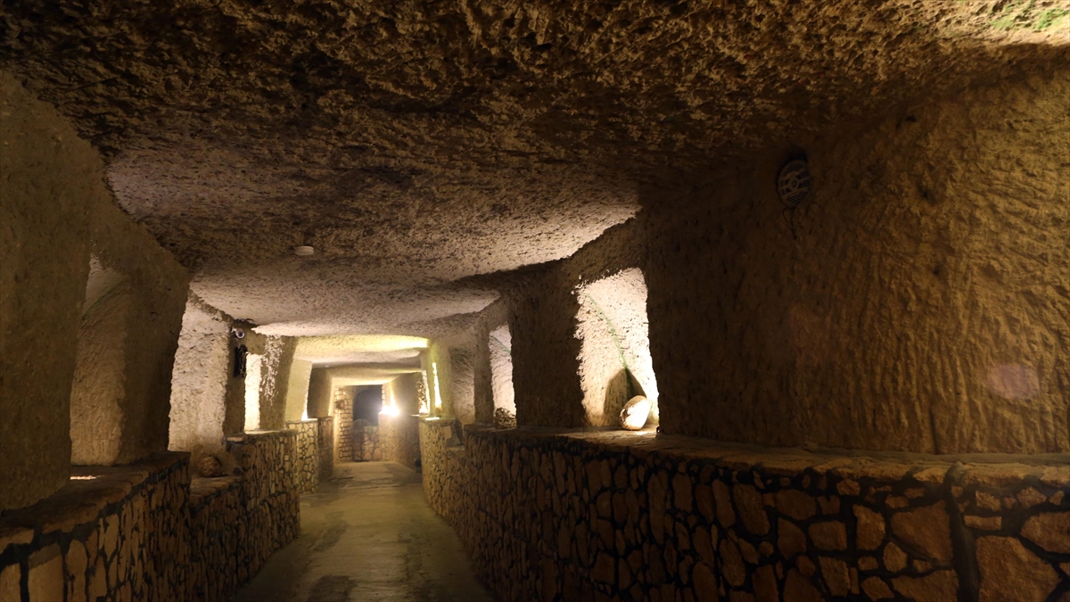 İran'da Kiş Adası’nın Binlerce Yıllık Tatlı Su Kaynağı: "Kariz Yer Altı Şehri"