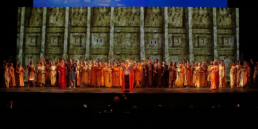 Bolşoy'dan İadeiziyaret