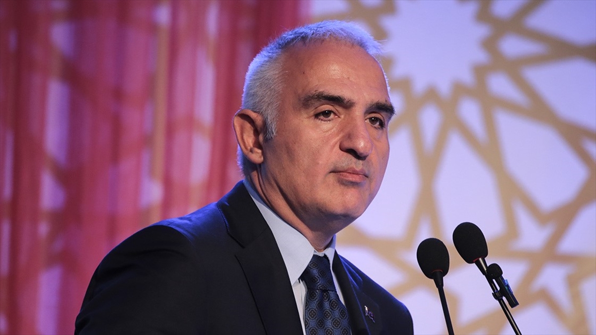 Bakan Ersoy: Hedefimiz Yıl Sonuna Kadar 50 Milyon Turist