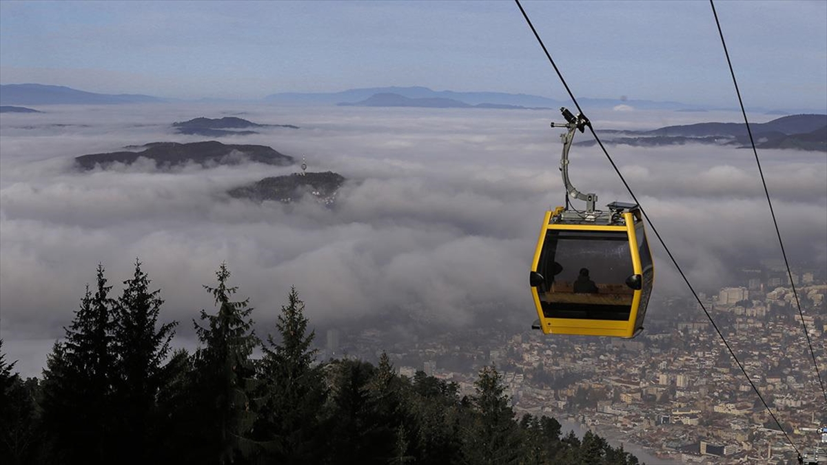 Saraybosna'da Hava Kirliliği Etkisini Göstermeye Başladı