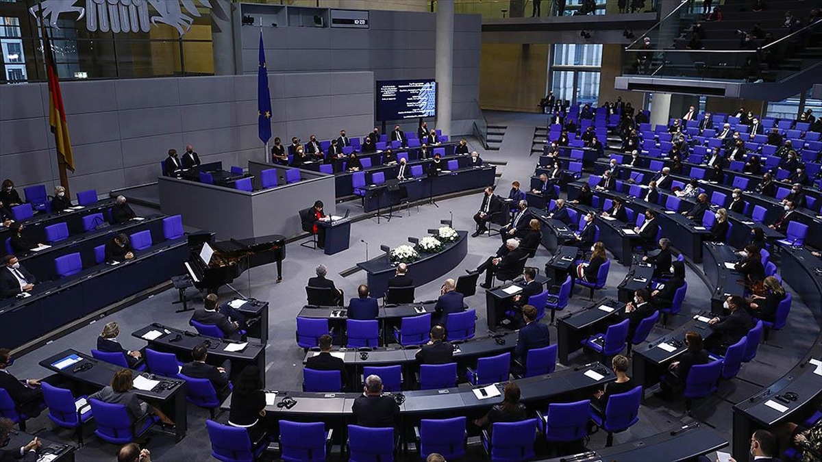 Alman Meclisinden Üç Nükleer Santralin Ömrünün Uzatılmasına Yeşil Işık