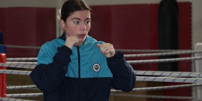 Milli Boksörler Sıla Ve Eda Nur'un Hedefi Gençler Dünya Şampiyonası'nda Zirve