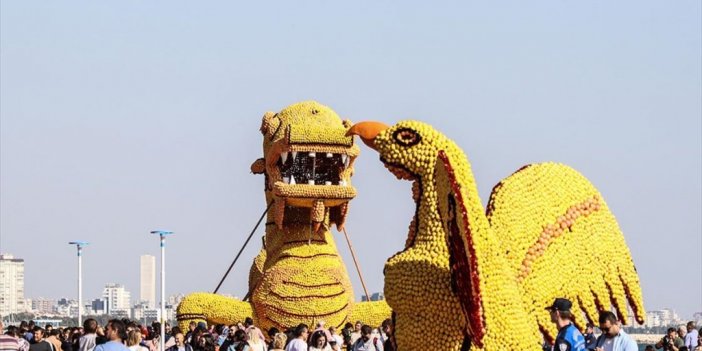 Mersin Narenciye Festivali Renkli Başladı