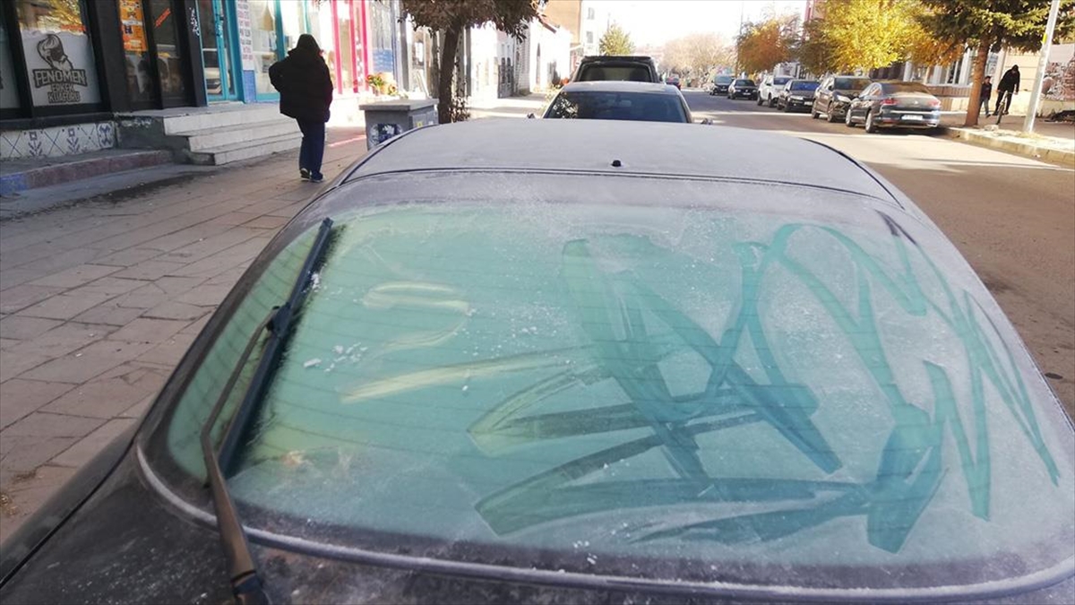 Kars'ta Termometreler Sıfırın Altında 7 Dereceyi Gösterdi