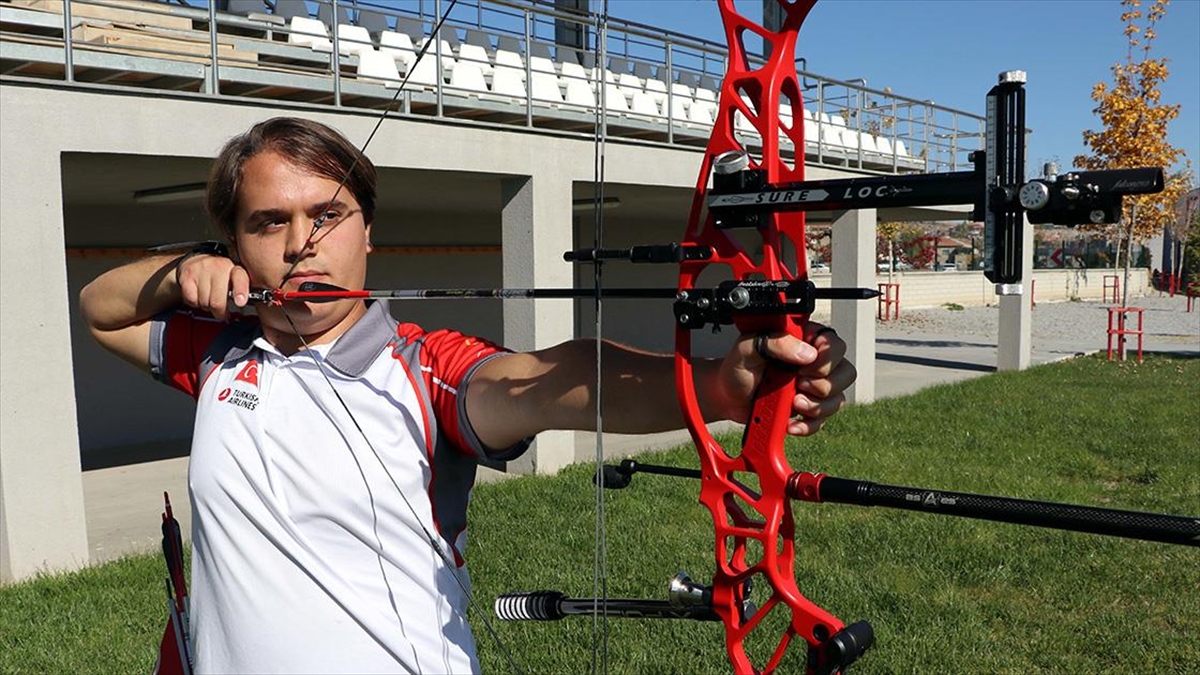 Dünya Rekortmeni Milli Okçu Yunus Emre, 2023 Avrupa Şampiyonası'na Hazırlanıyor