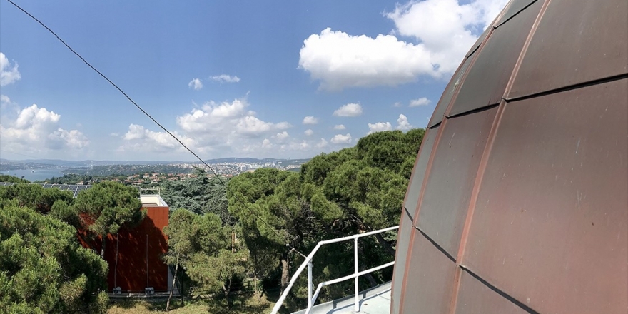 108 Yıldır Aynı Tepeden Gözlem Yapıyor