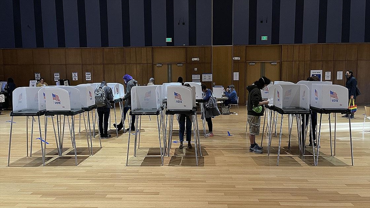 Abd'deki Ara Seçimlerde Temsilciler Meclisi'nin Kontrolü İçin Yarış Devam Ediyor