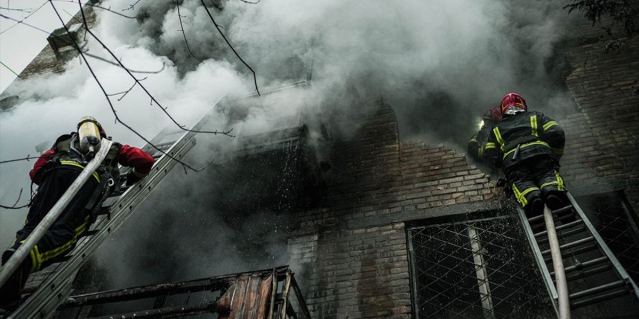 Zelenskiy: Rusya 85 Füze Saldırısı Düzenledi