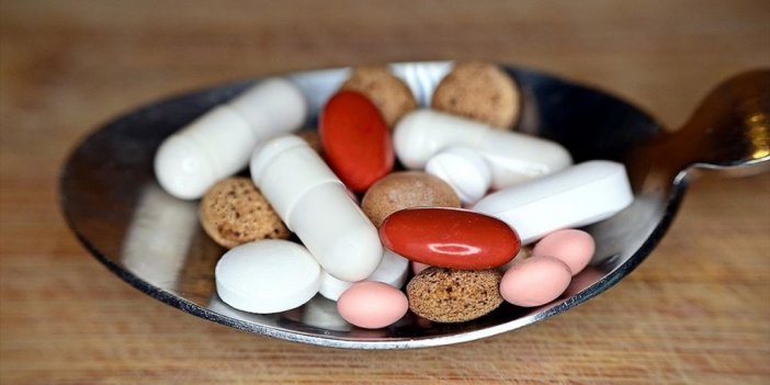 Antibiyotiklerin Uygunsuz Kullanımı Tıbbi Uygulamaları Tehdit Ediyor