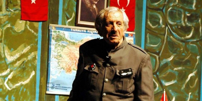 Komedi Ve Güldürünün Ustası: Nejat Uygur